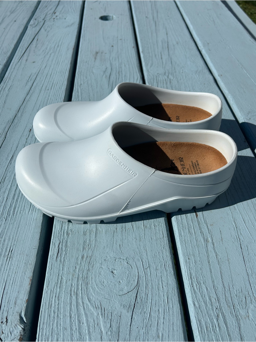 Like New! Gardenheir Italian Garden Clogs In White Size 38 Made In Italy — image 4 of 6